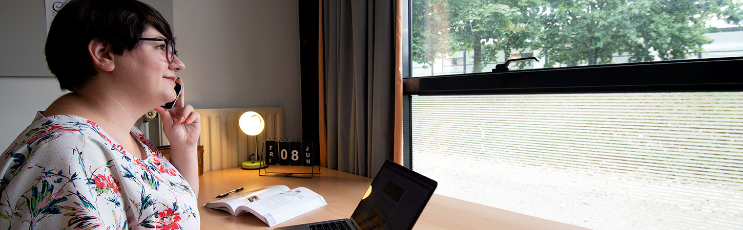 working area in student residence Le Drakkar in Ecully near Lyon 